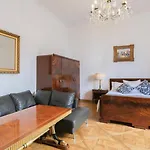 Vintage Apartments Florianska Street